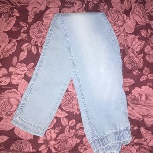 H&M Washed/ light skinny denim